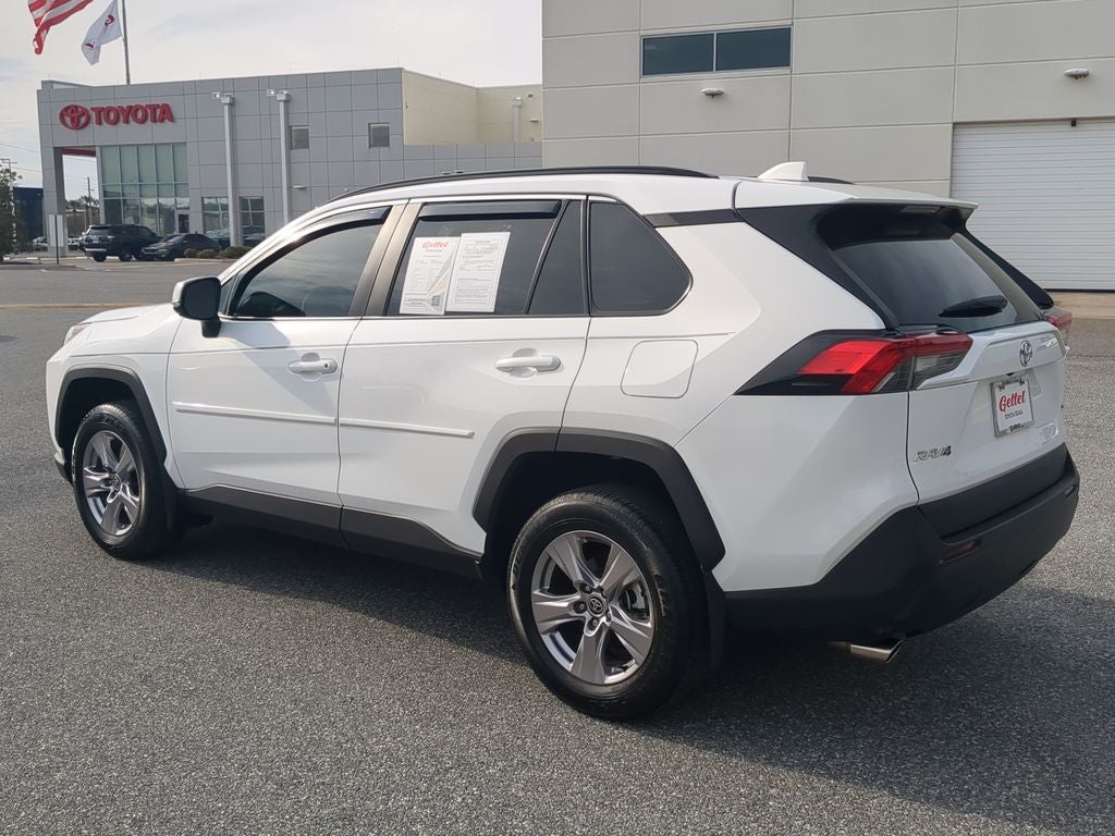 2022 Toyota RAV4 XLE