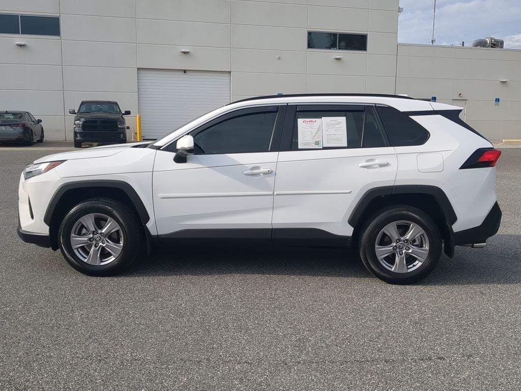 2022 Toyota RAV4 XLE