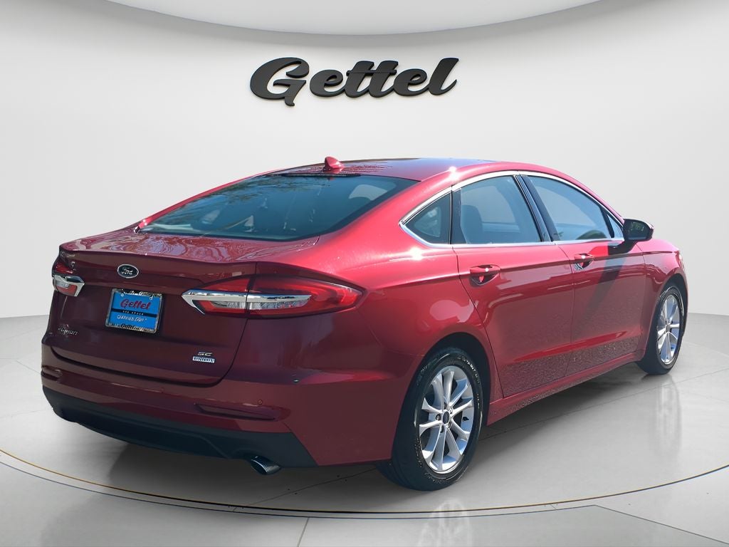 2020 Ford Fusion SE