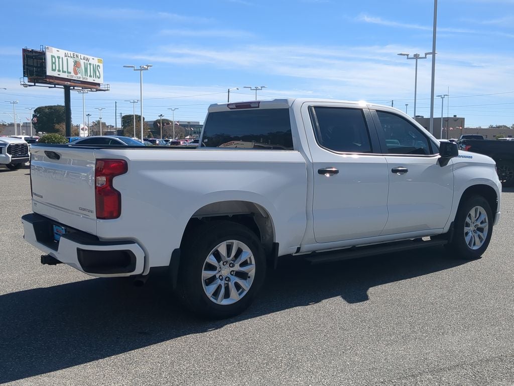 2023 Chevrolet Silverado Custom