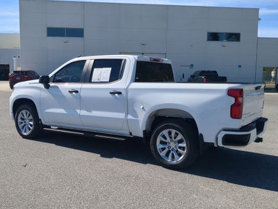 2023 Chevrolet Silverado Custom