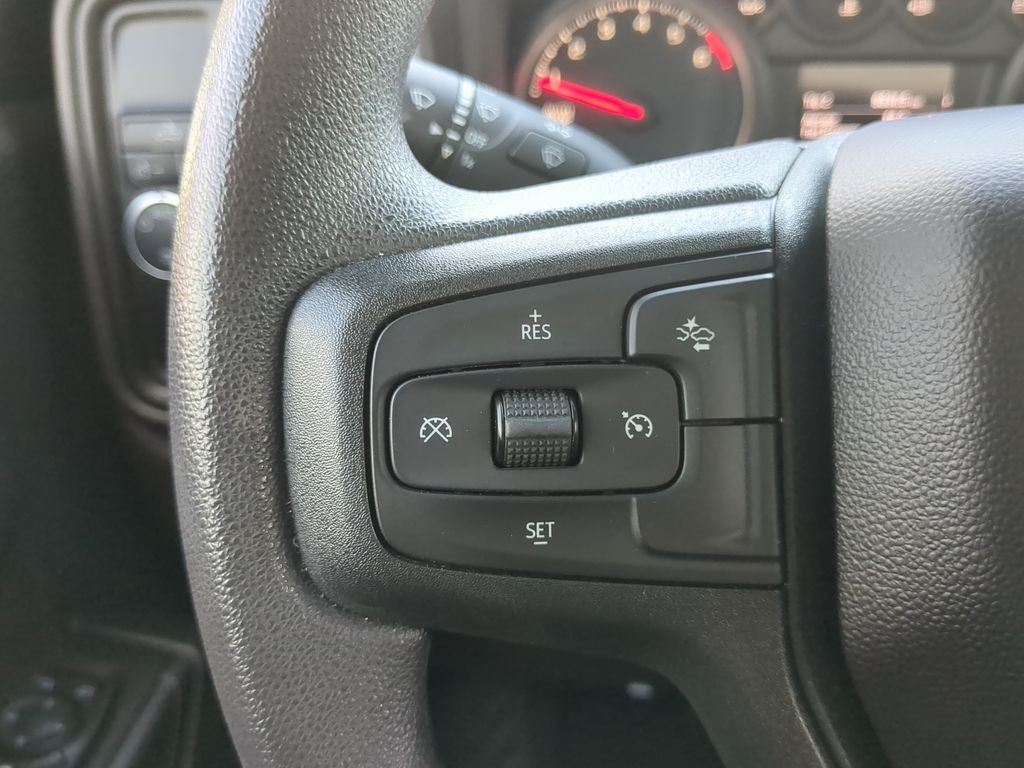 2023 Chevrolet Silverado Custom