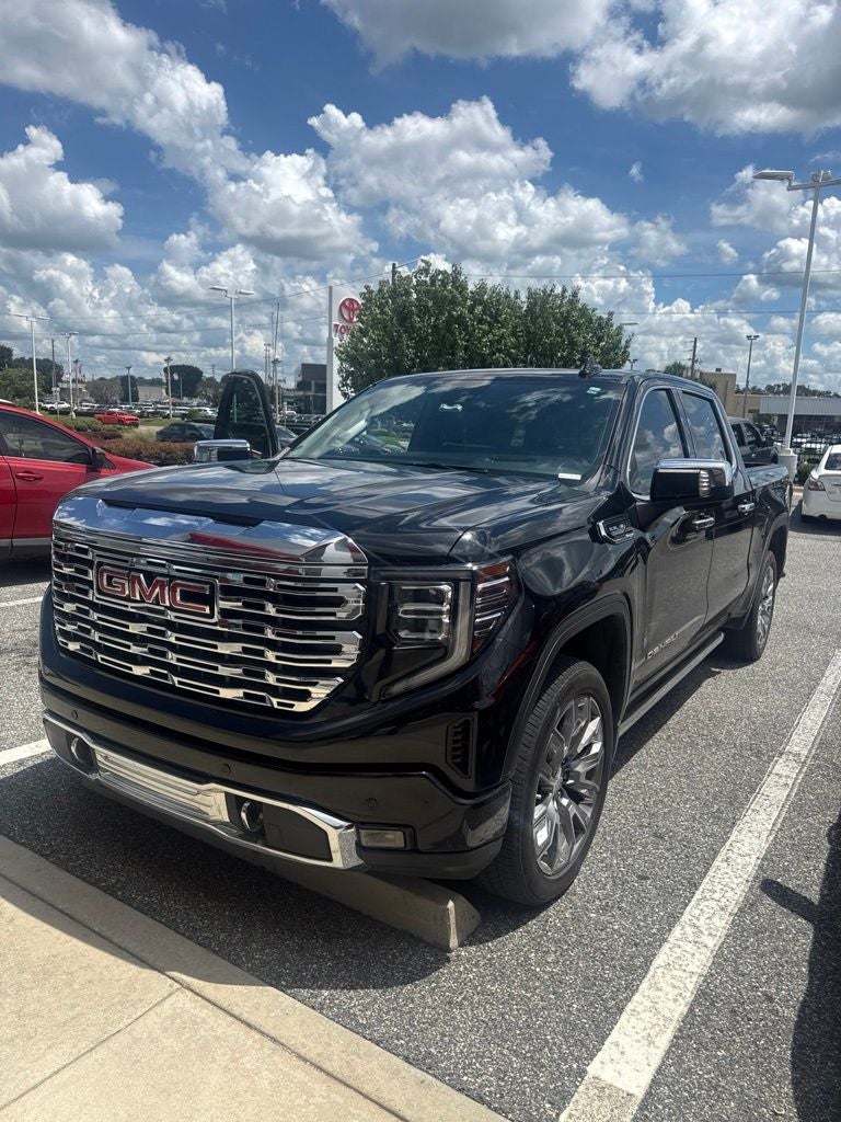 2025 GMC Sierra Denali