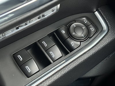 2025 GMC Sierra Denali