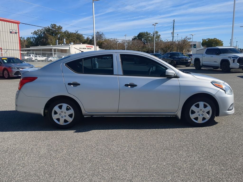 2018 Nissan Versa 1.6 S Plus