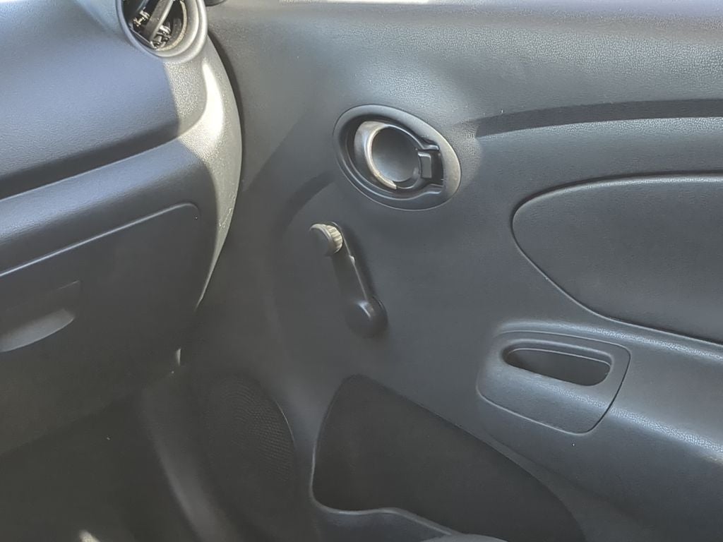 2018 Nissan Versa 1.6 S Plus