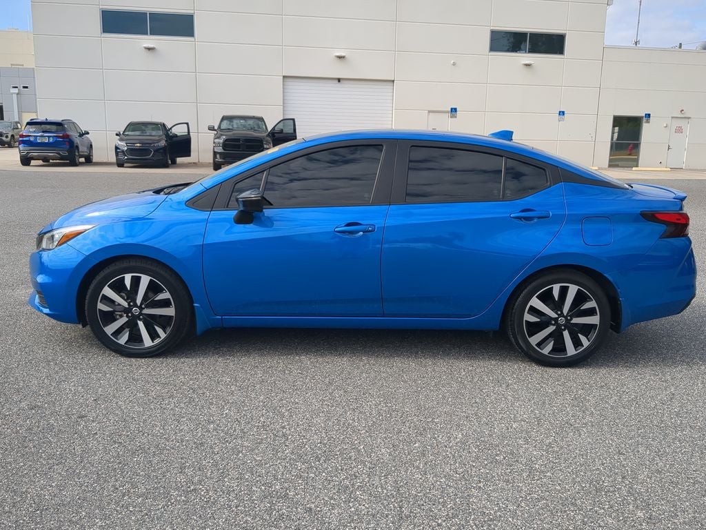 2022 Nissan Versa 1.6 SR