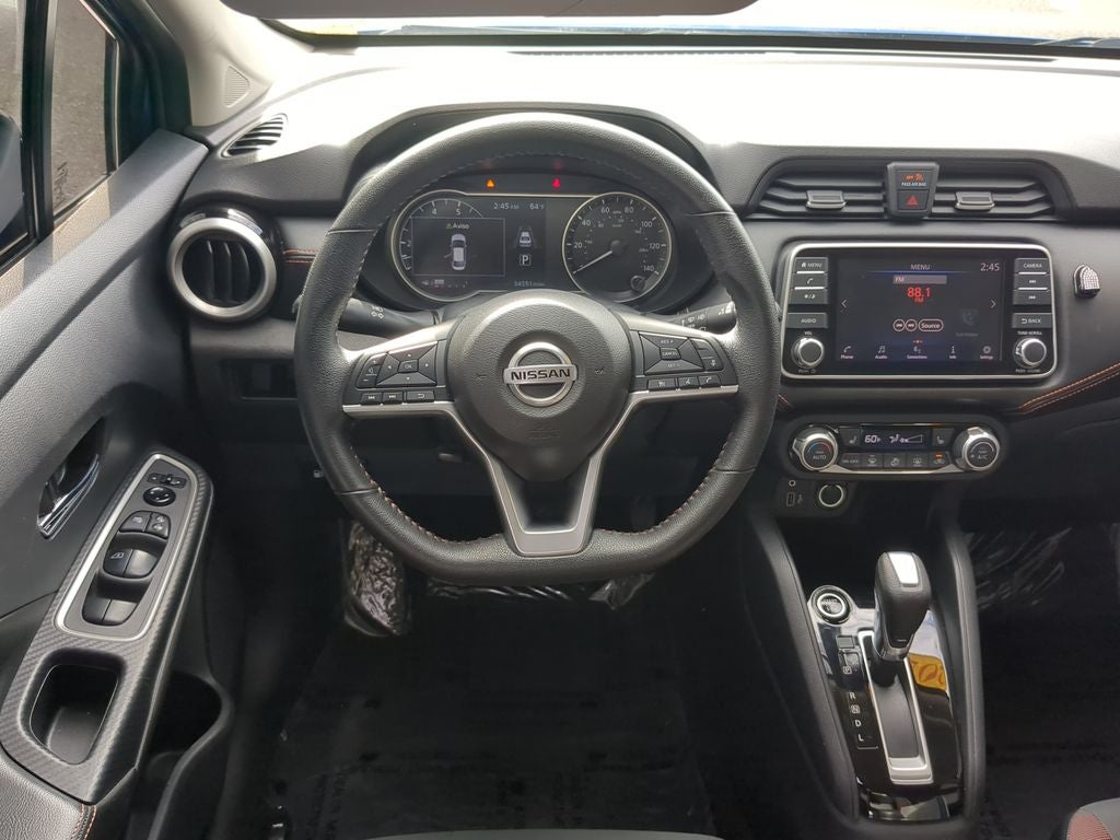 2022 Nissan Versa 1.6 SR