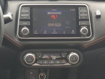 2022 Nissan Versa 1.6 SR