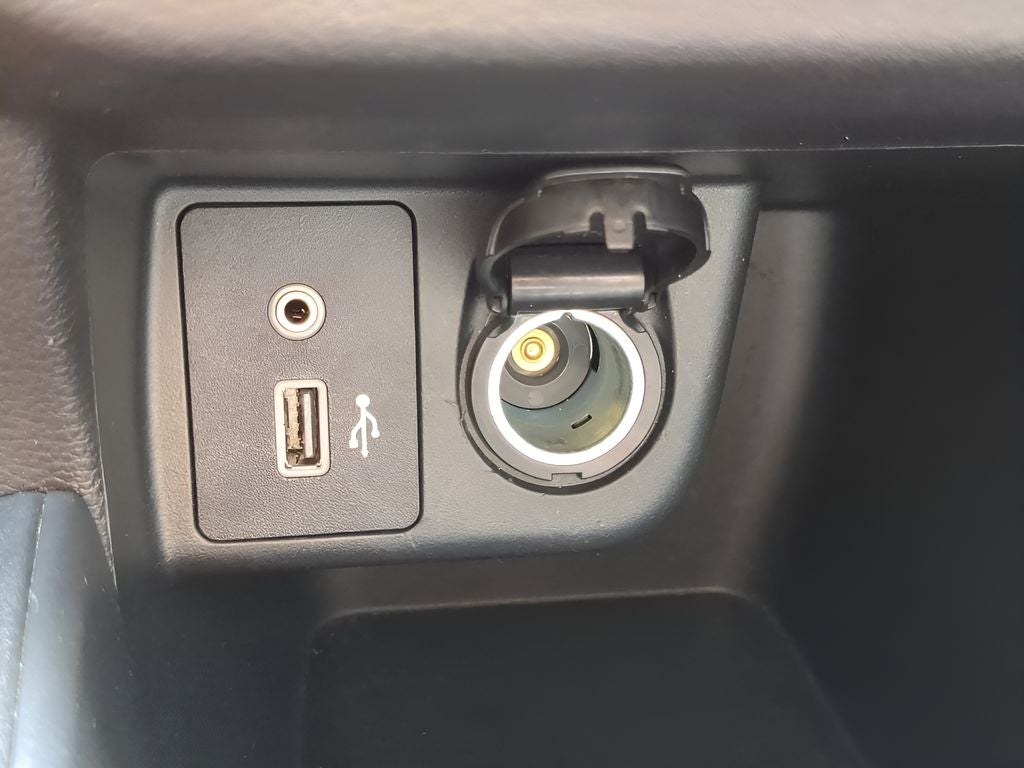 2022 Nissan Versa 1.6 SR