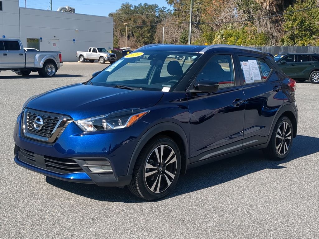 2020 Nissan Kicks SR