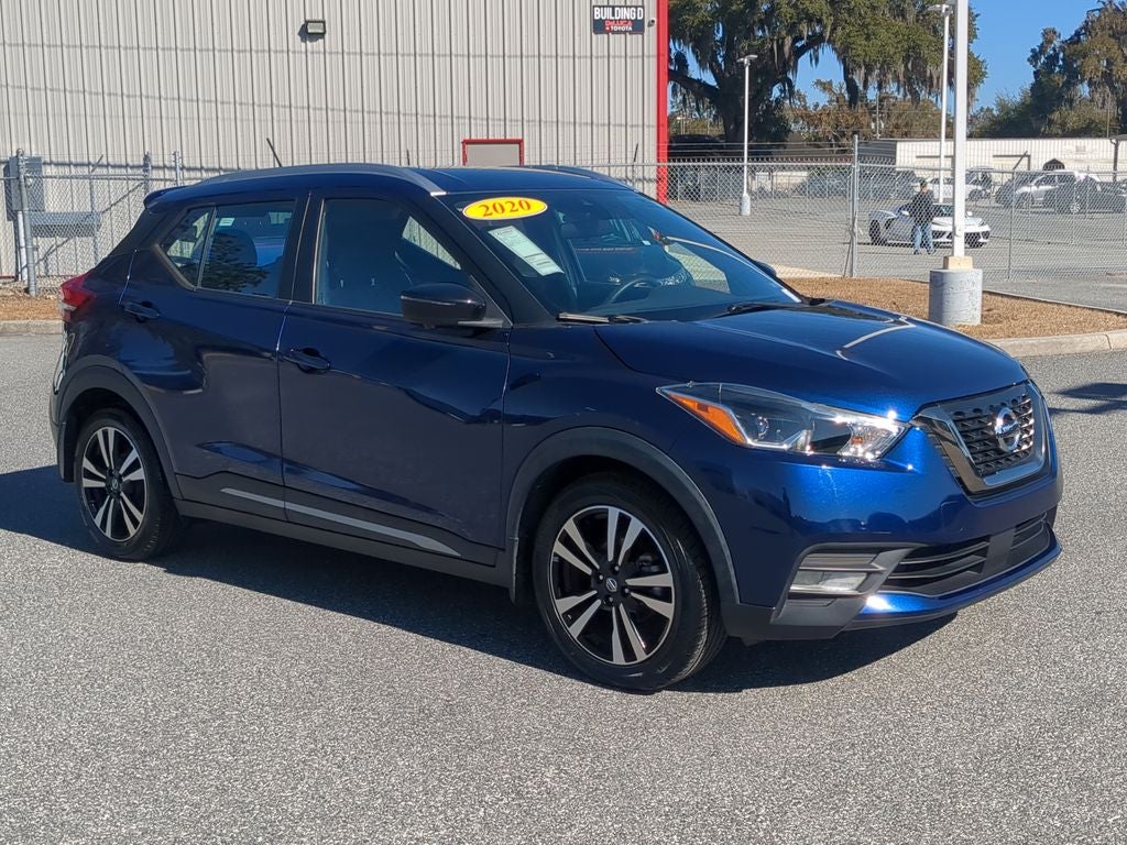 2020 Nissan Kicks SR