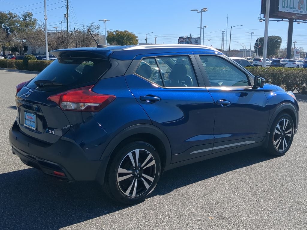 2020 Nissan Kicks SR