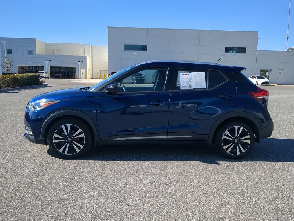 2020 Nissan Kicks SR