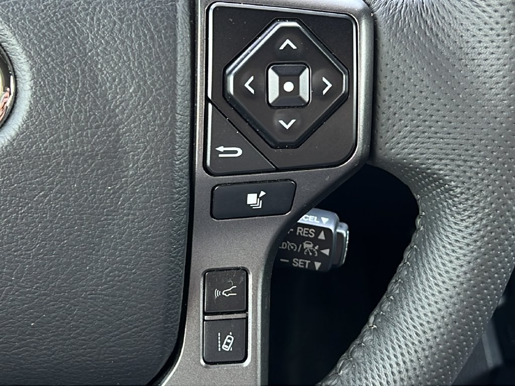 2023 Toyota Tacoma TRD Sport V6