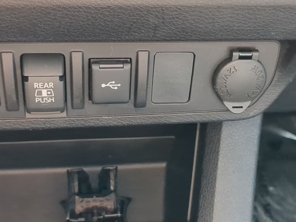 2023 Toyota TACOMA SR5 SR5 V6