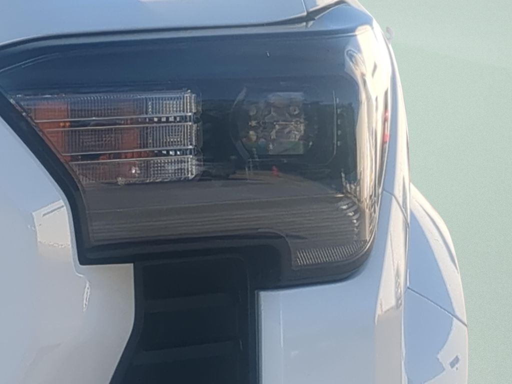 2024 Toyota TACOMA SR5 SR5