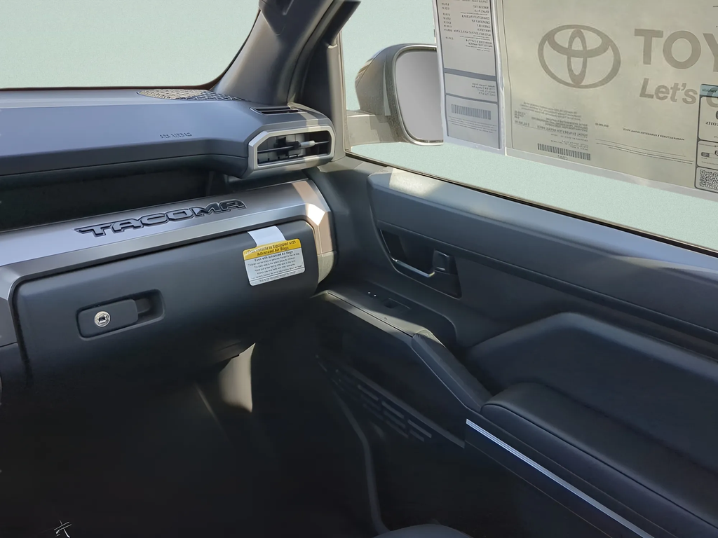 2025 Toyota TACOMA SR5 SR5