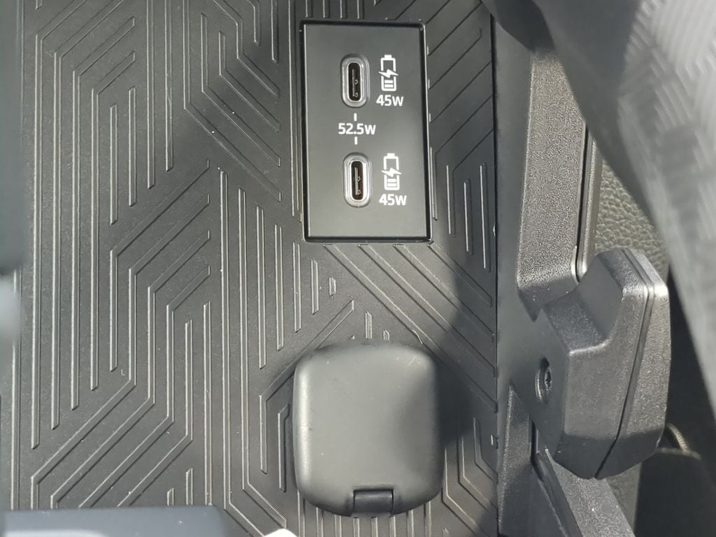 2025 Toyota TACOMA SR5 SR5