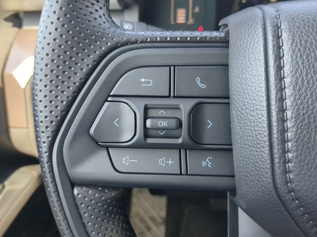 2025 Toyota TACOMA SR5 SR5