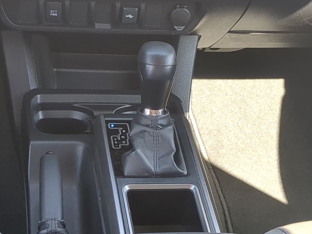 2023 Toyota TACOMA SR5 SR5