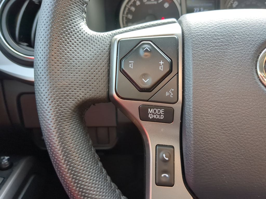 2023 Toyota TACOMA SR5 SR5