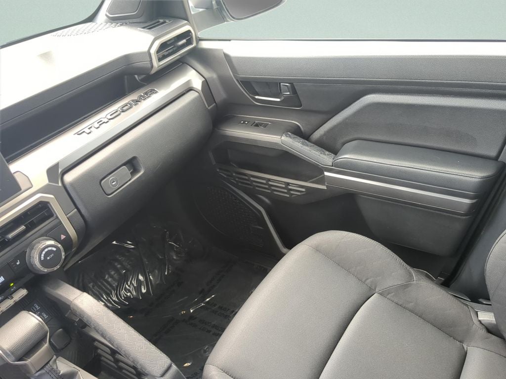 2024 Toyota TACOMA SR5 SR5