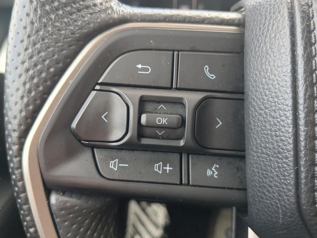 2024 Toyota TACOMA SR5 SR5
