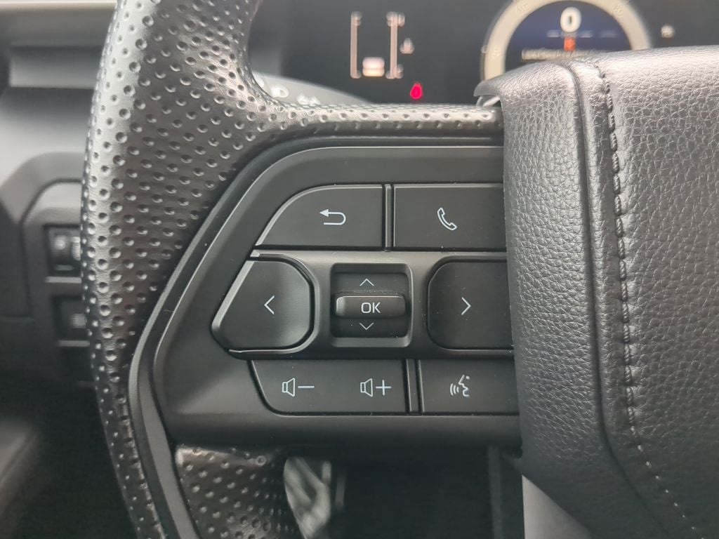 2025 Toyota TACOMA SR SR