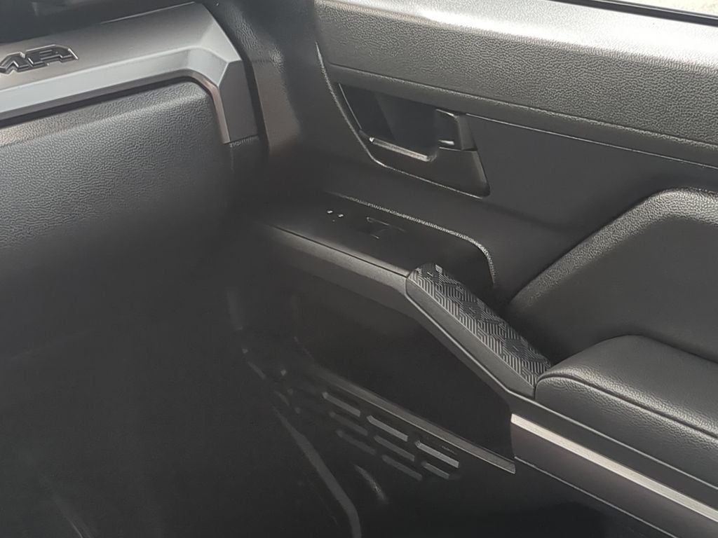 2024 Toyota TACOMA SR5 SR5