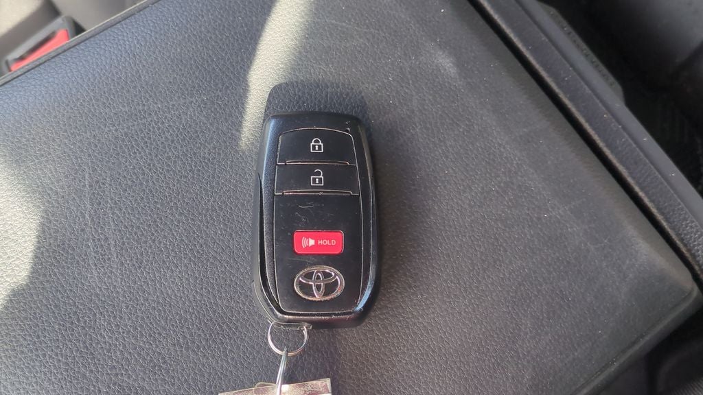 2025 Toyota TACOMA SR5 SR5