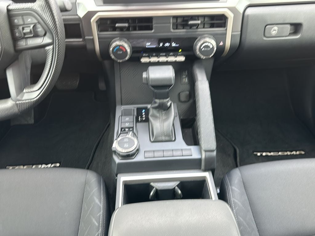 2024 Toyota TACOMA SR5 SR5