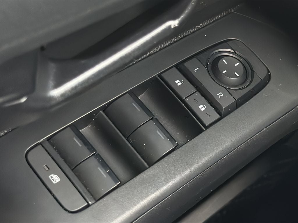 2024 Toyota TACOMA SR5 SR5