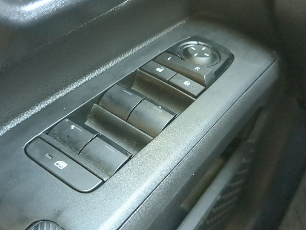 2024 Toyota TACOMA SR5 SR5