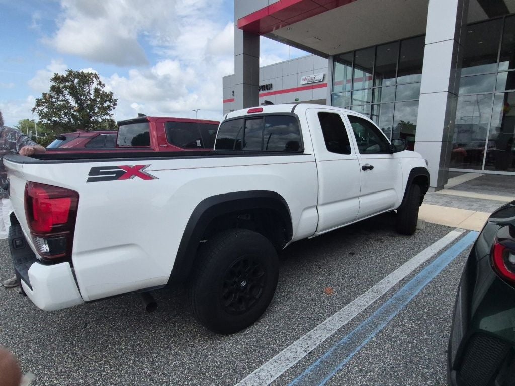 2022 Toyota Tacoma SR