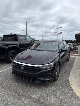2019 Volkswagen Jetta R-Line