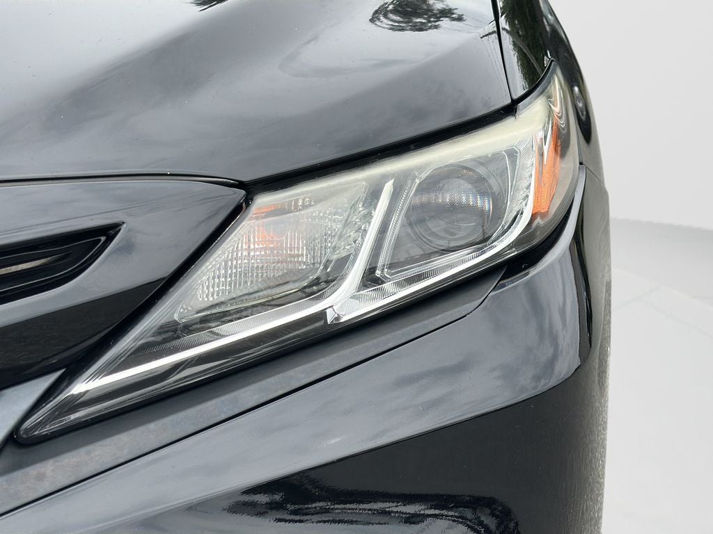 2018 Toyota CAMRY SE