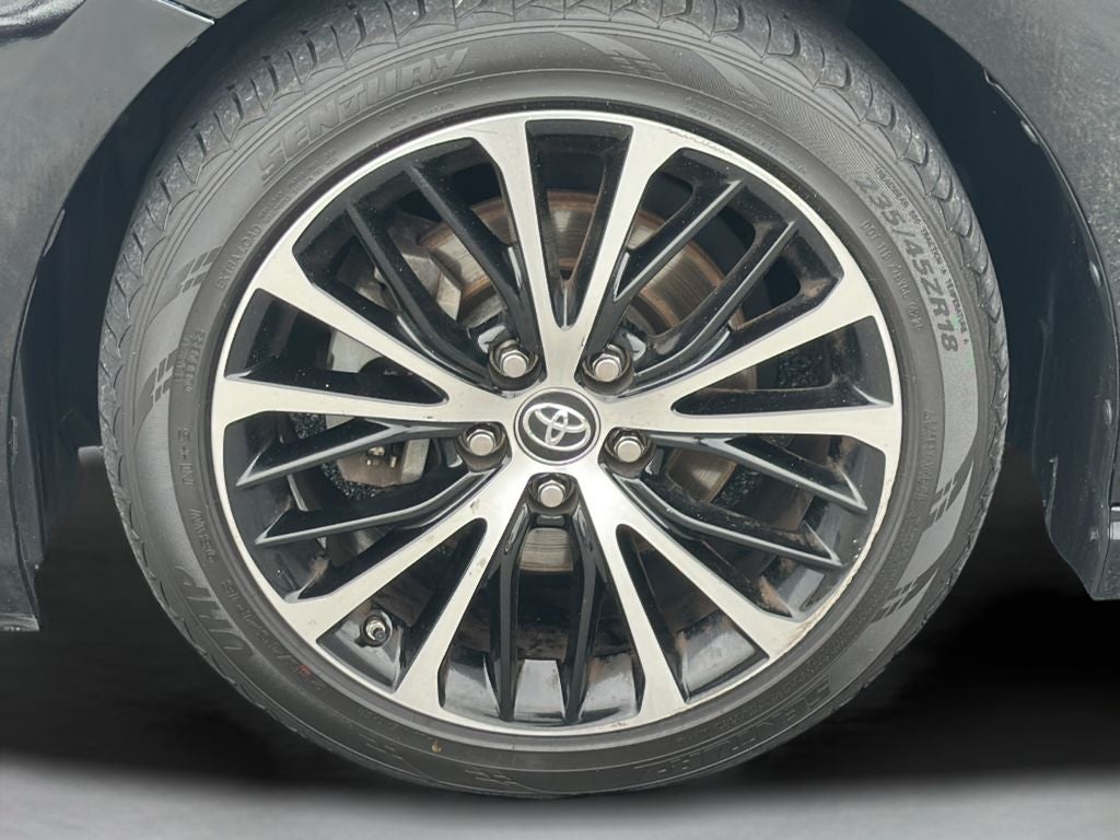 2018 Toyota CAMRY SE