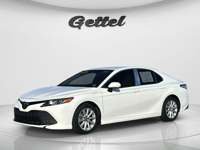 2018 Toyota CAMRY LE