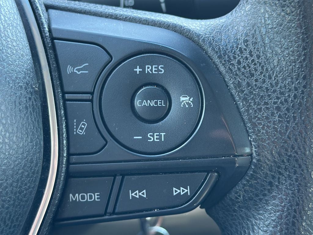 2018 Toyota CAMRY LE