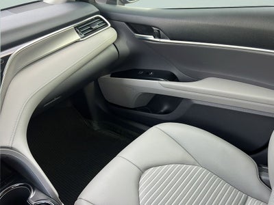 2018 Toyota Camry Hybrid SE