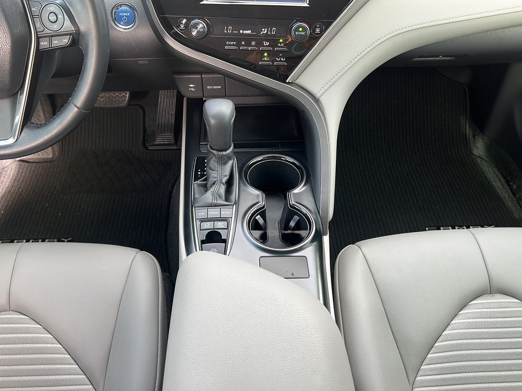 2018 Toyota Camry Hybrid SE