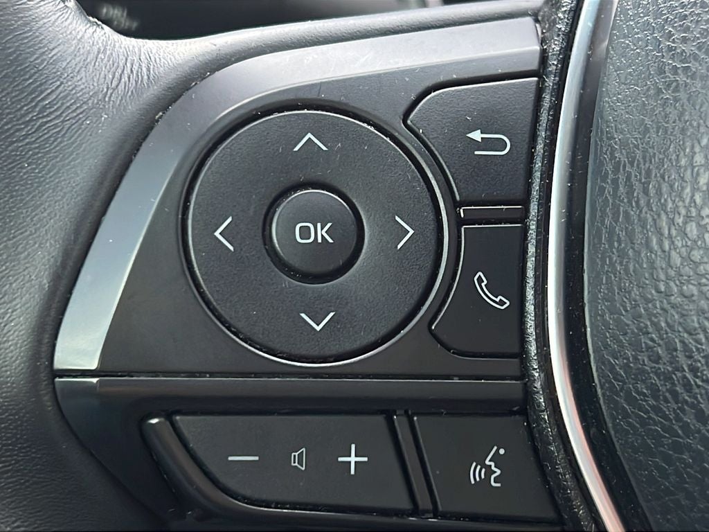 2018 Toyota Camry Hybrid SE