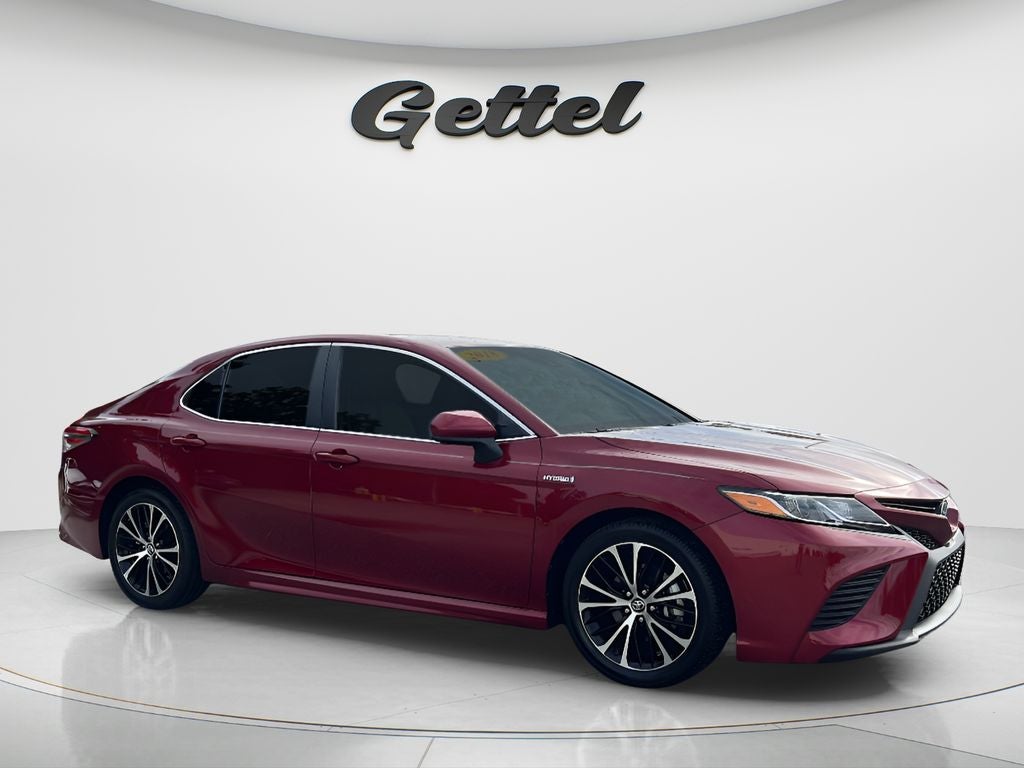 2018 Toyota Camry Hybrid SE