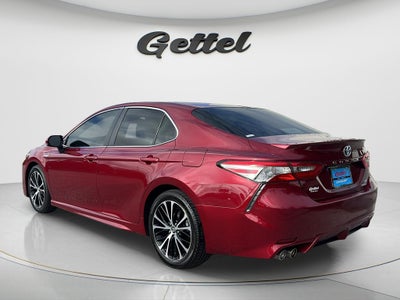 2018 Toyota Camry Hybrid SE