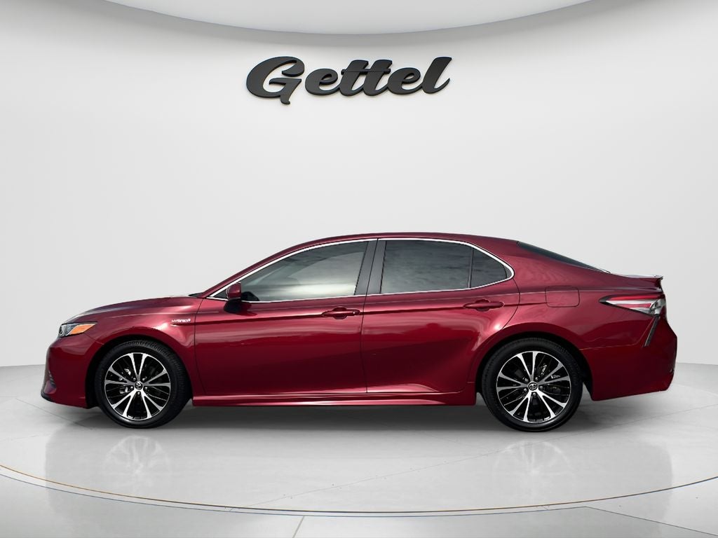 2018 Toyota Camry Hybrid SE