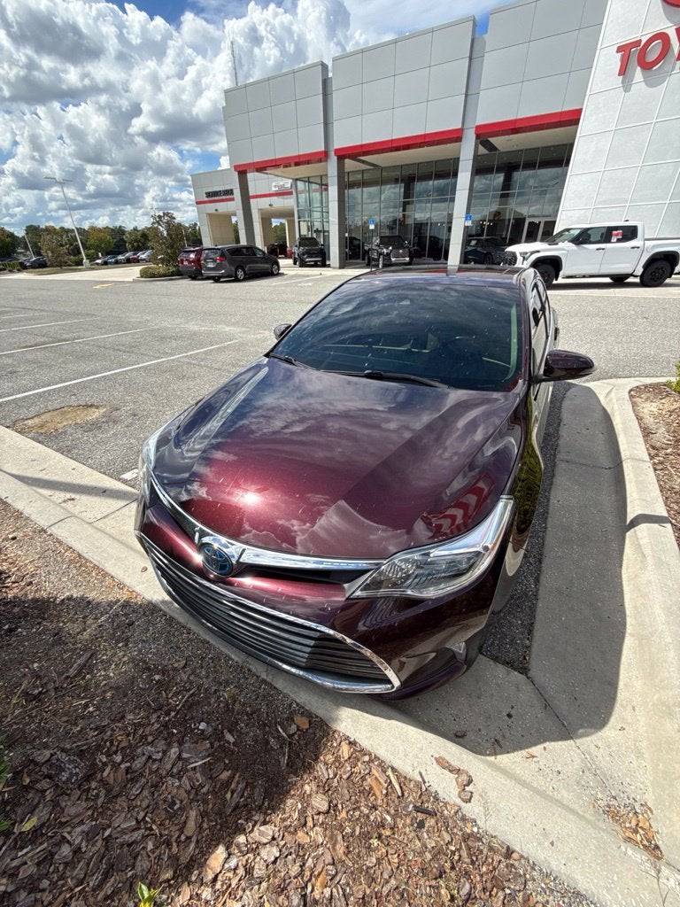 2018 Toyota Avalon Hybrid Limited
