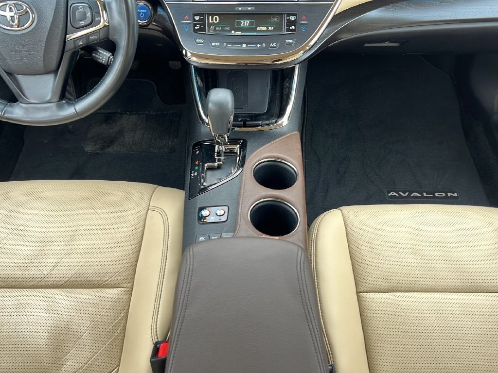 2018 Toyota Avalon Hybrid Limited