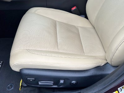 2018 Toyota Avalon Hybrid Limited