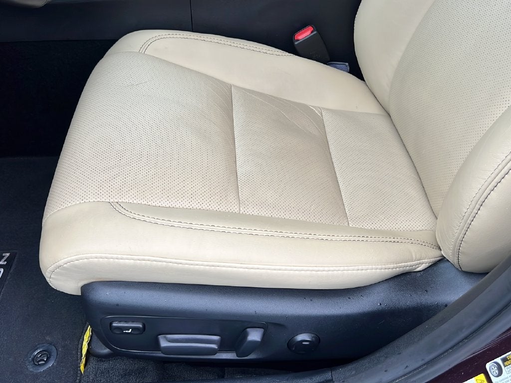 2018 Toyota Avalon Hybrid Limited